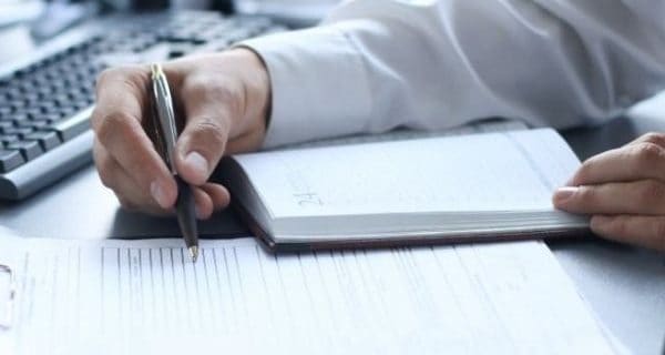 Предлагат държавата да плаща и първите три дни болничен