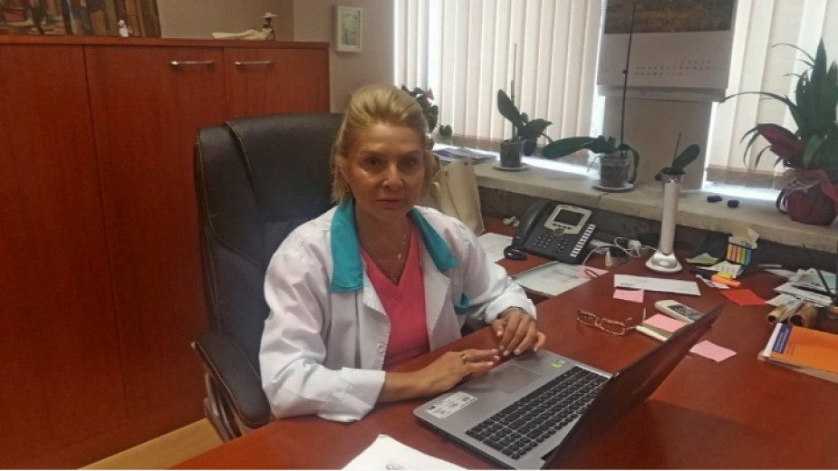 Д-р Гергана Коларова: Операцията при поликистозен овариален синдром е крайна мярка