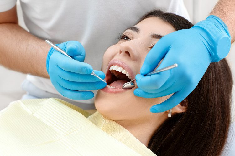 Редно ли е да искат доплащане при профилактичен стоматологичен преглед?