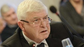 Джипитата на война със здравния министър