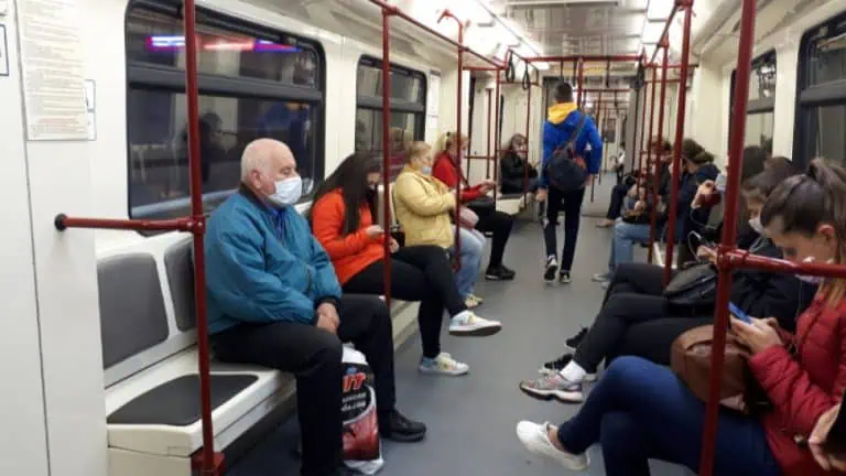 Психолог: Краят на брифингите подейства като послание "край, вирусът изчезна"