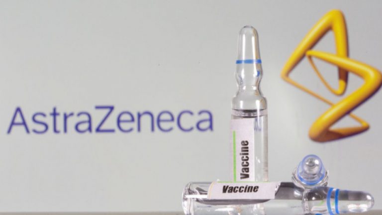 „АстраЗенека“ комбинира ваксината си с руската „Спутник V“ за тестове