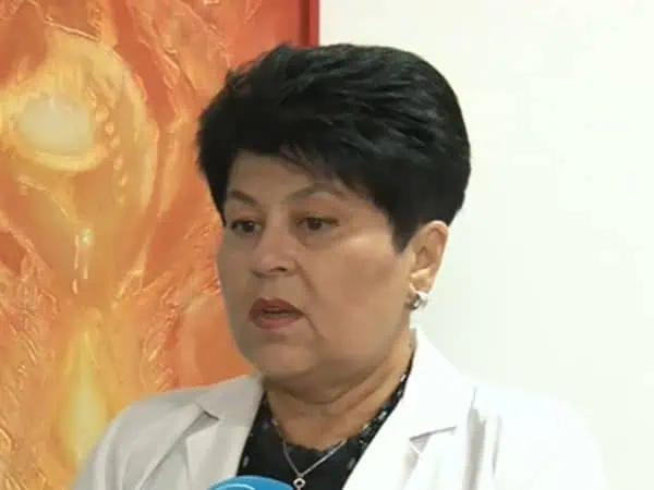 Д-р Маналова Д-р Маналова