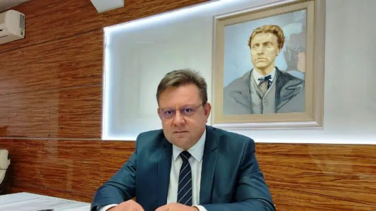 Д-р Атанас Атанасов