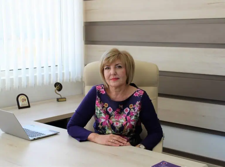 Проф. Елисавета Наумова