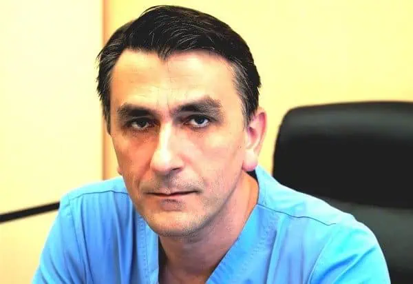 Д-р Иван Мартинов