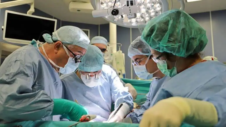 пациенти в мозъчна смърт