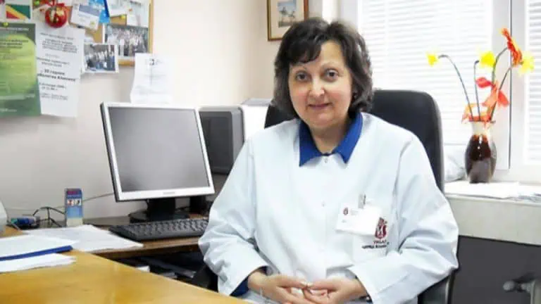 Доц. Даниела Попова