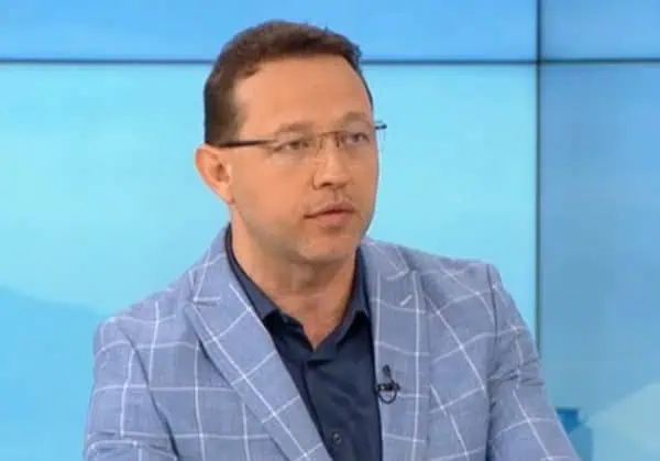 Д-р Здравков