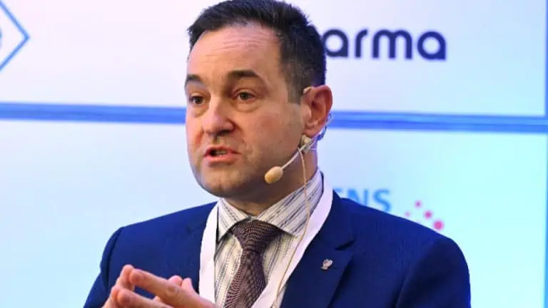 доц. д-р Васил Трайков