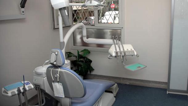 От 1 май пациентите ще доплащат по-малко за зъбна протеза