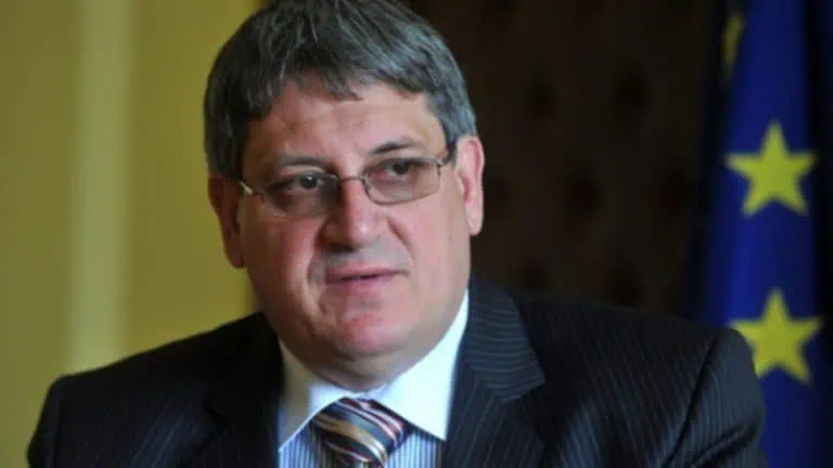 Д-р Пламен Цеков: НЗОК заплаща на сляпо, купува услуга, но не пита болницата колко ѝ струва