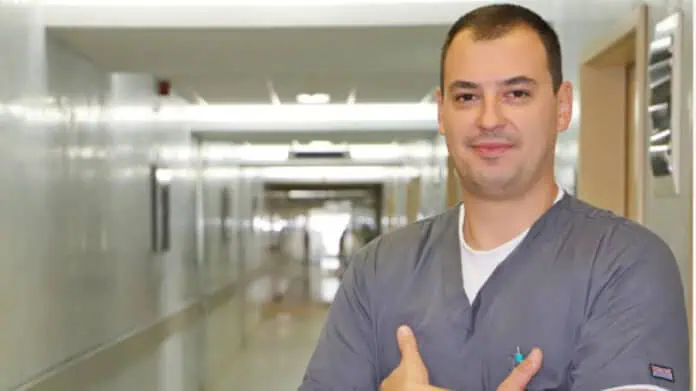 Д-р Николай Иванов Д-р Николай Иванов