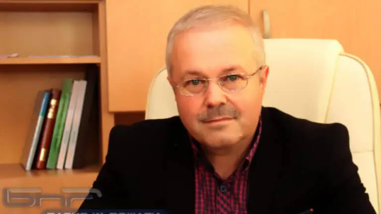 Д-р Виктор Кирчев