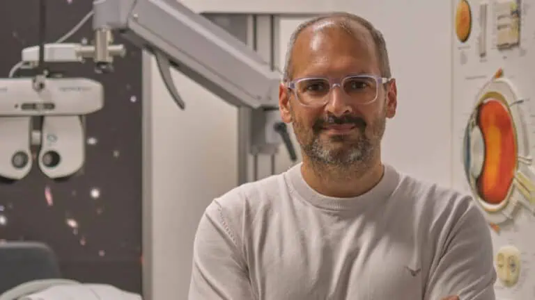 Веселин Истатков