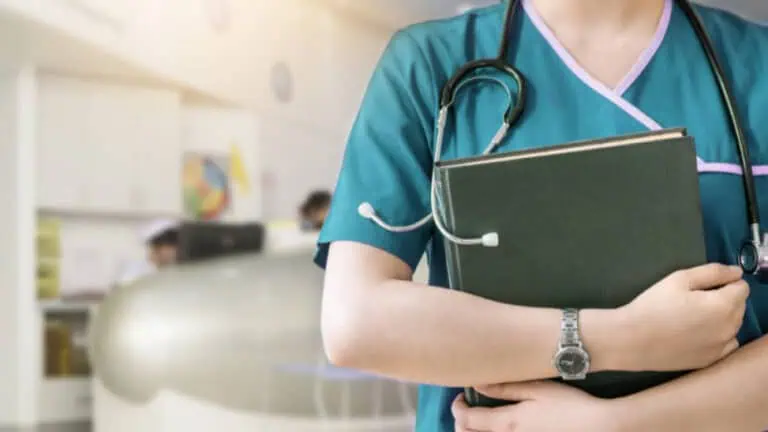 Исканията на младите лекари