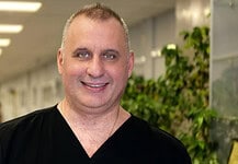 Доц. Велинов: Нужна е по-добра логистика на пациенти с мозъчни кръвоизливи Доц. Велинов: Нужна е по-добра логистика на пациенти с мозъчни кръвоизливи