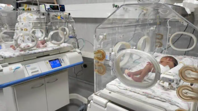 Недоносените бебета са близо 9% от всички новородени в страната Недоносените бебета са близо 9% от всички новородени в страната