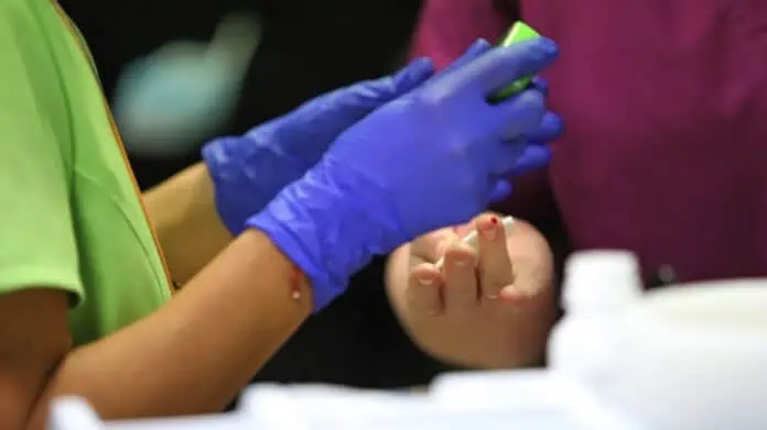 НЗОК да заплаща изцяло инсулинови помпи за диабетиците НЗОК да заплаща изцяло инсулинови помпи за диабетиците