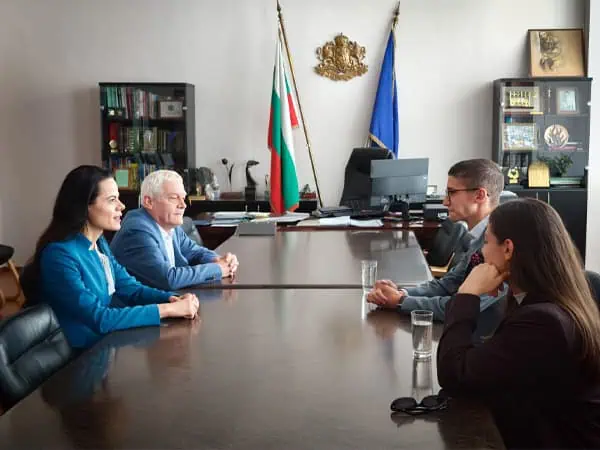 temp_img Здравното министерство и създателят на „Диагноза България“ обединяват усилия за дигитализация и пациентски права